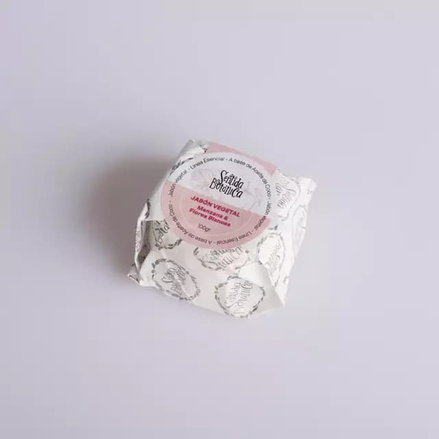 Jabon esencial MANZANA Y FLORES BLANCAS Sentida Botanica