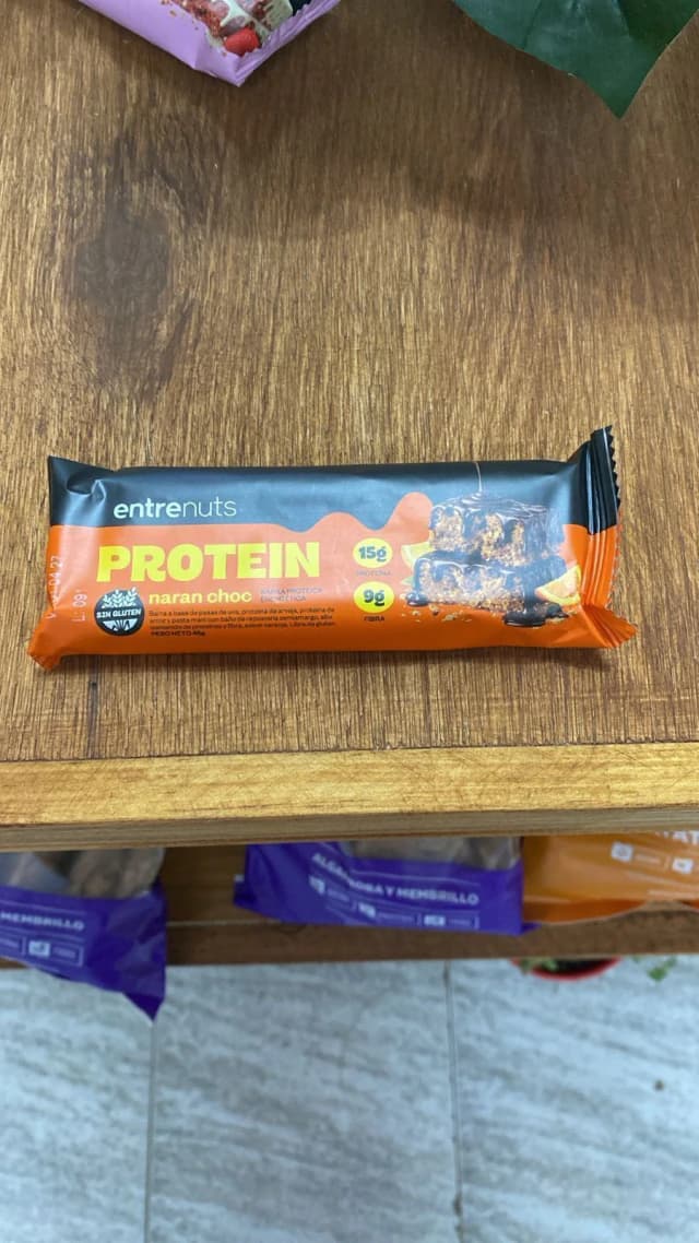 Barrita proteica sabor naranja sin tacc Entre nuts